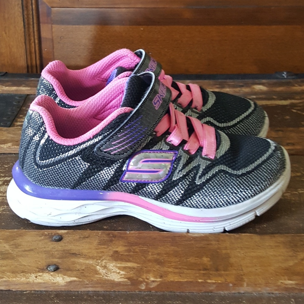 Skechers Size 11